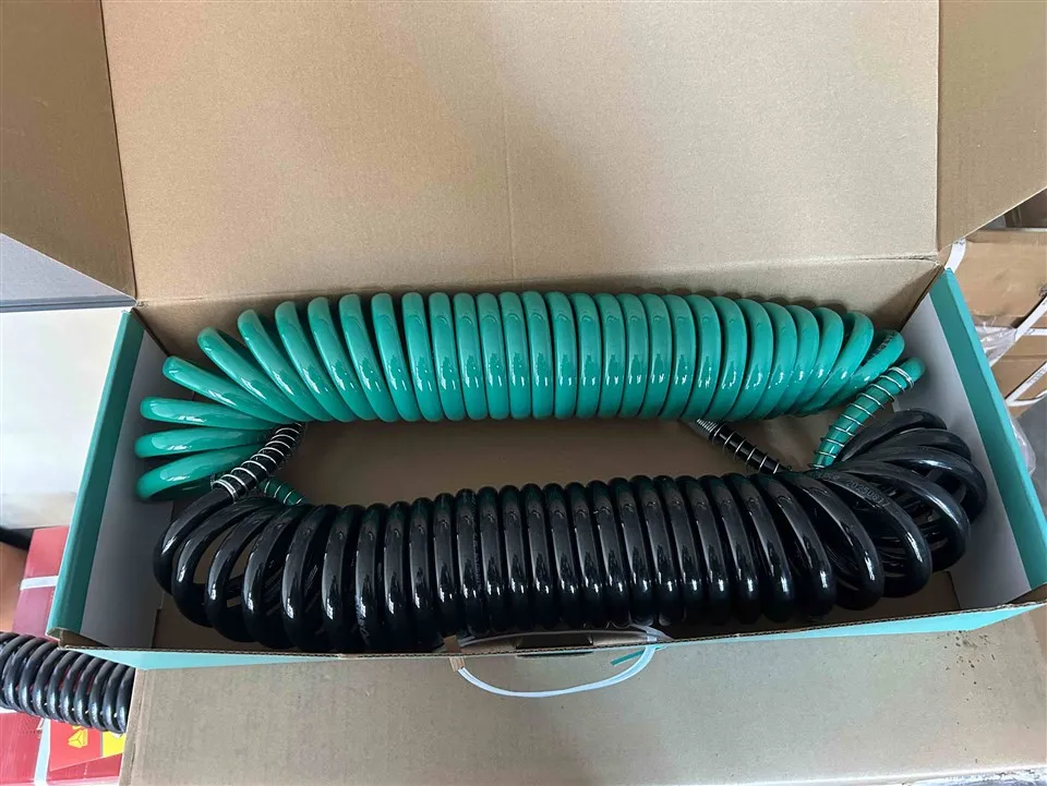 HOWO वायु पथ सर्पिल ट्यूब 169000360140